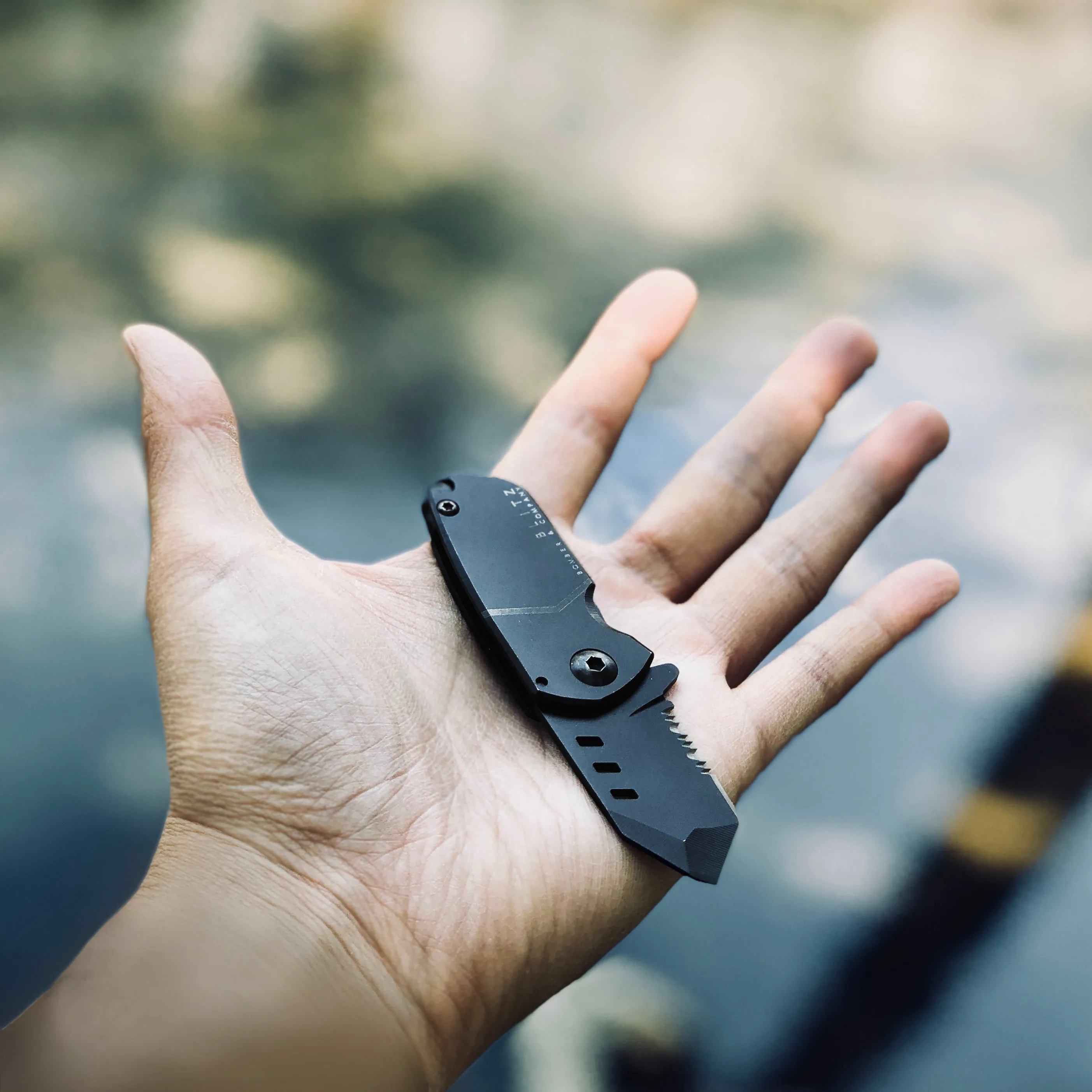 BLITZ Tactical Pocket Knife