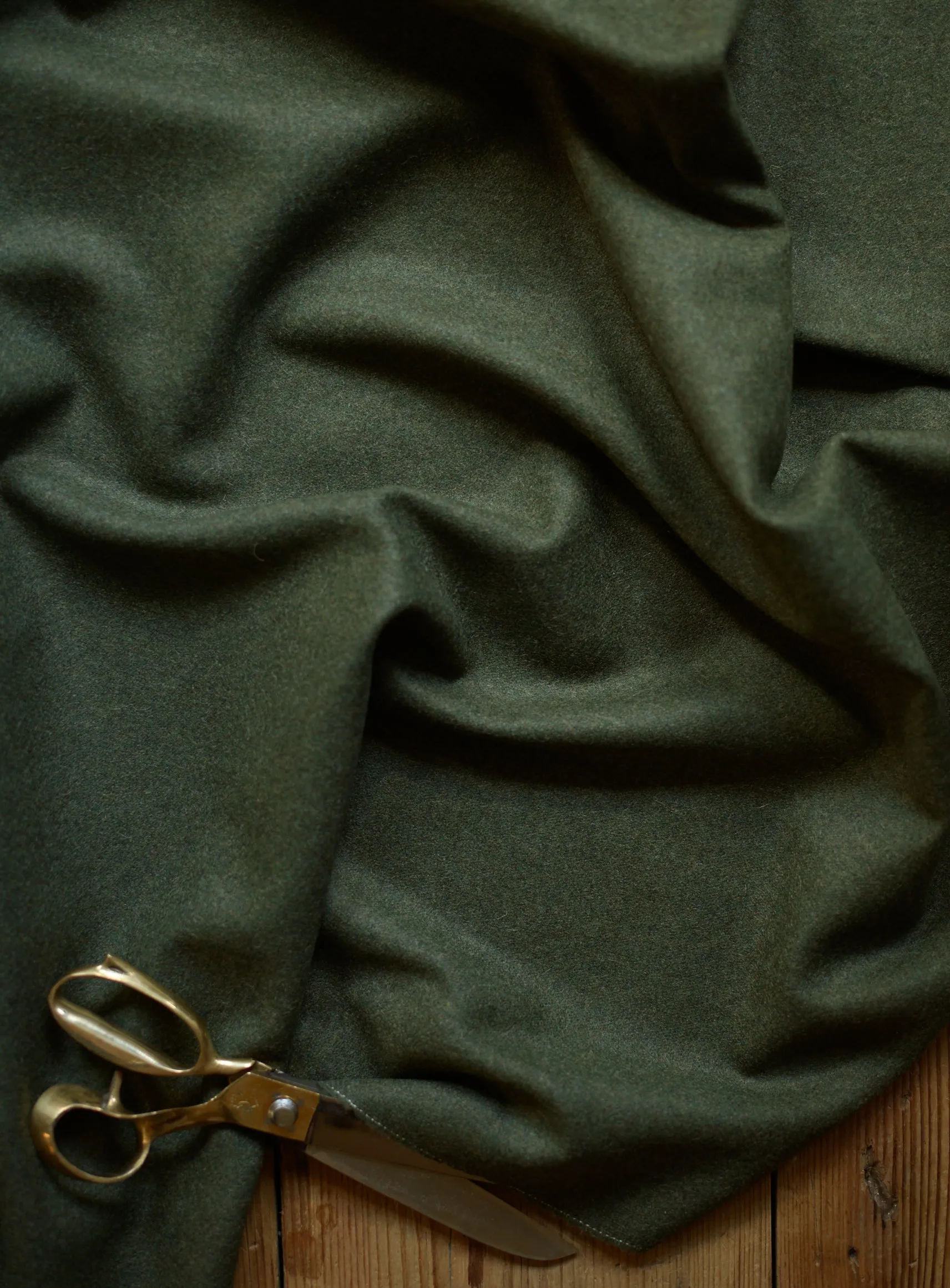 Elbert Sofa, Moss Wool