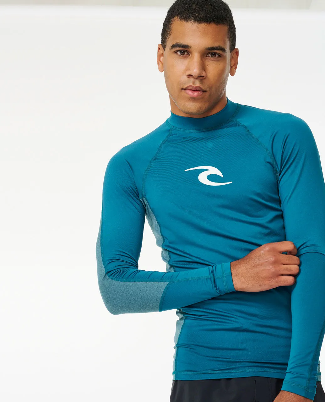 Waves UPF Perf Long Sleeve Rash Vest